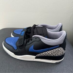 Jordan Legacy 312 Low Royal - Size 10.5